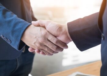 Kỹ năng giao tiếp là gì? Đặc điểm và vai trò