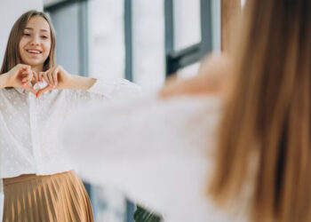 Giá trị bản thân là gì? Cách nâng cao giá trị bản thân