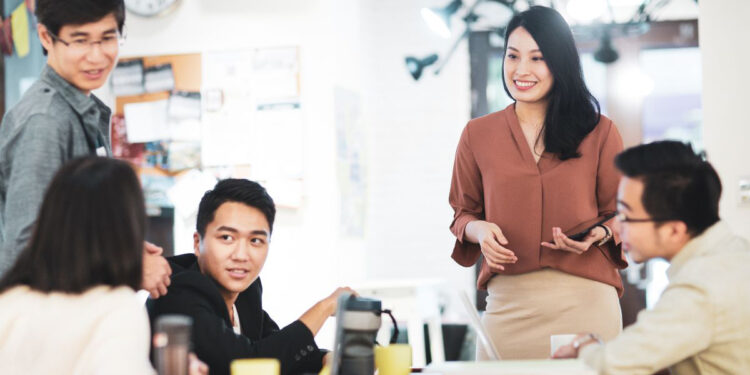 Lãnh đạo tỉnh thức là gì? Trở thành nhà lãnh đạo tỉnh thức