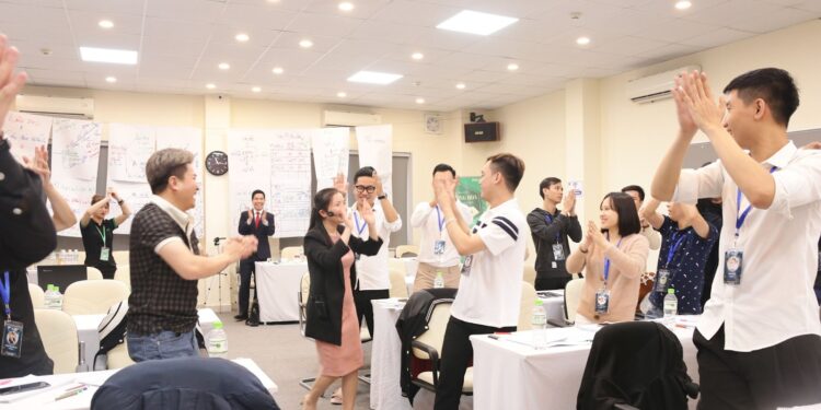 Quản trị kinh doanh là gì? Người học nên có tâm thái gì?