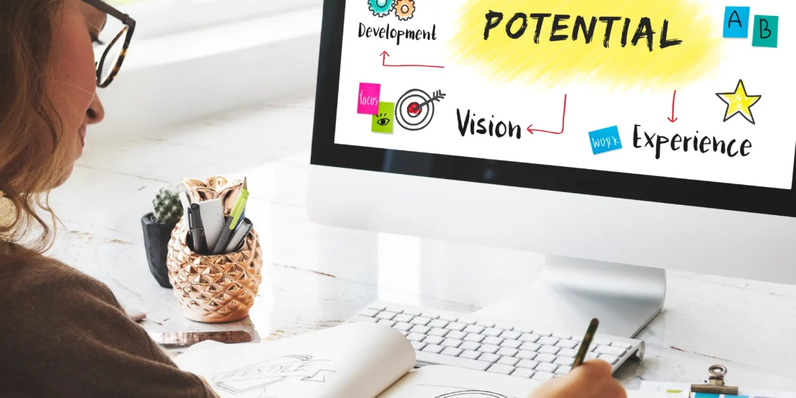 Người đang luyện tập kiên trì và theo dõi tiến trình để phát triển kỹ năng từng bước