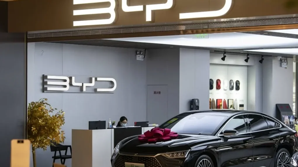 Xe hybrid BYD xuất hiện trong showroom tại châu Âu với chiến lược bản địa hóa sản phẩm và phân phối
